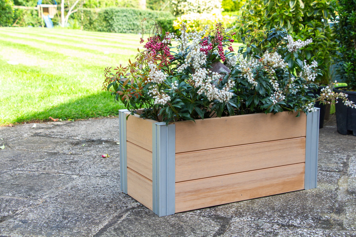 Winawood Wood Effect Rectangular Planter - New Teak